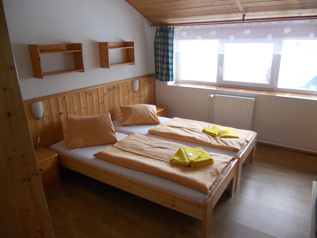 Penzion Kamzík Ceska Kamenice Exterior foto