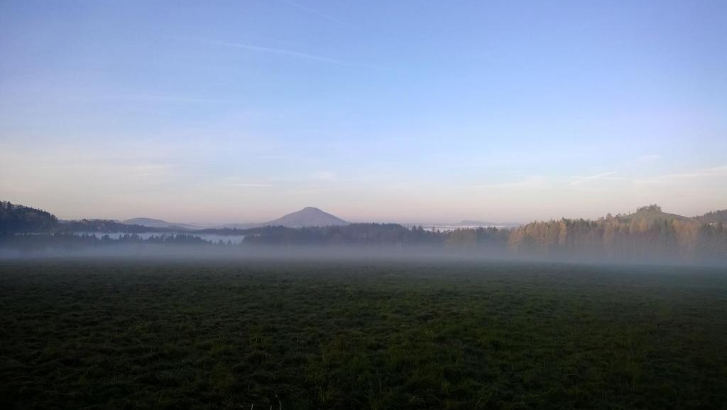 Penzion Kamzík Ceska Kamenice Exterior foto