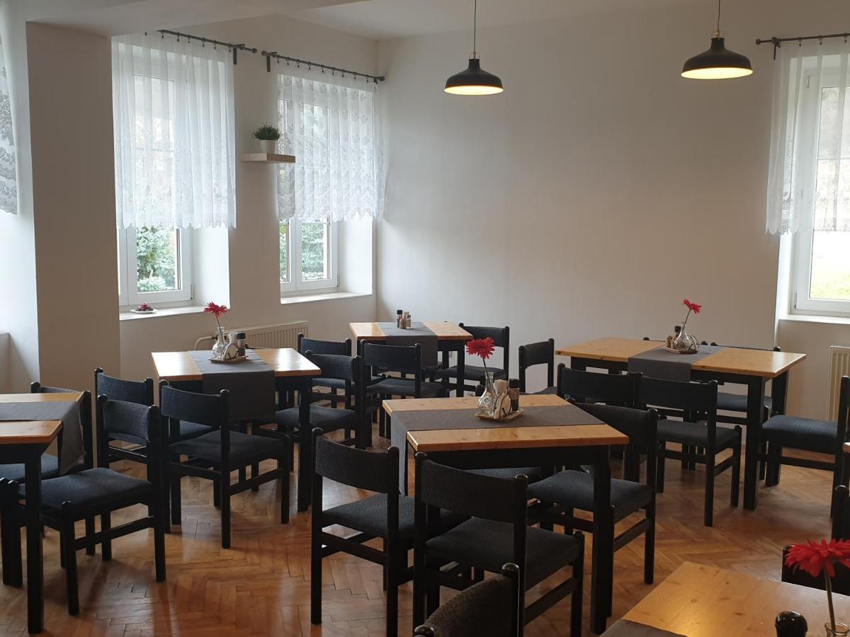 Penzion Kamzík Ceska Kamenice Exterior foto